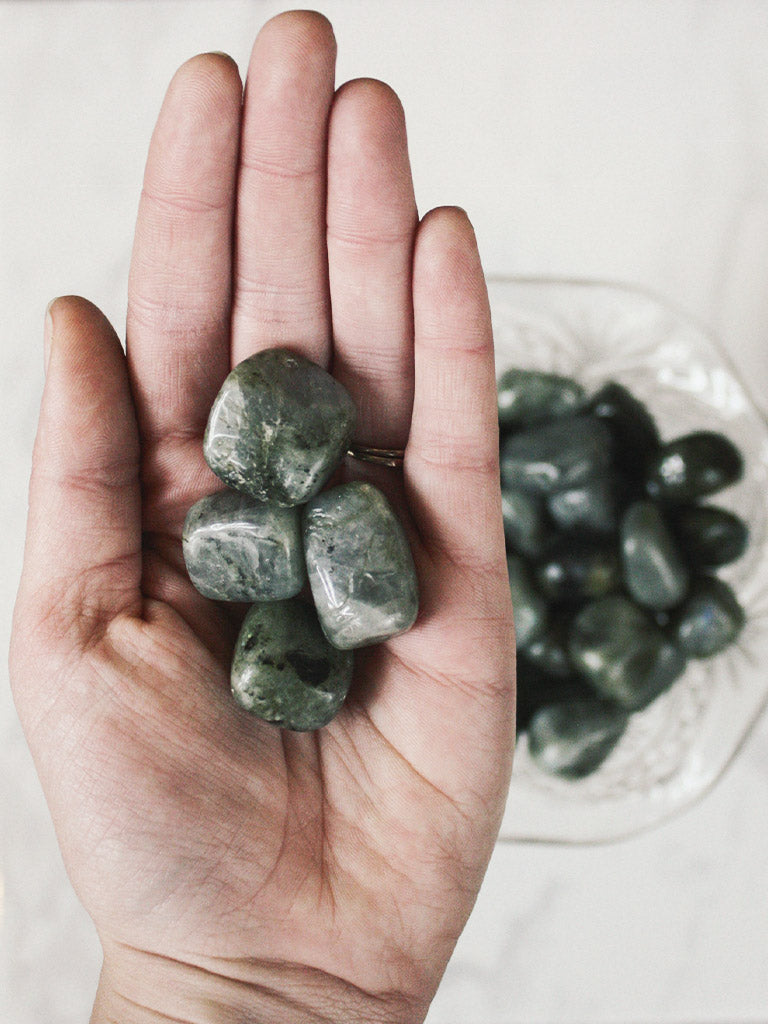 crystals tumbled labradorite 1