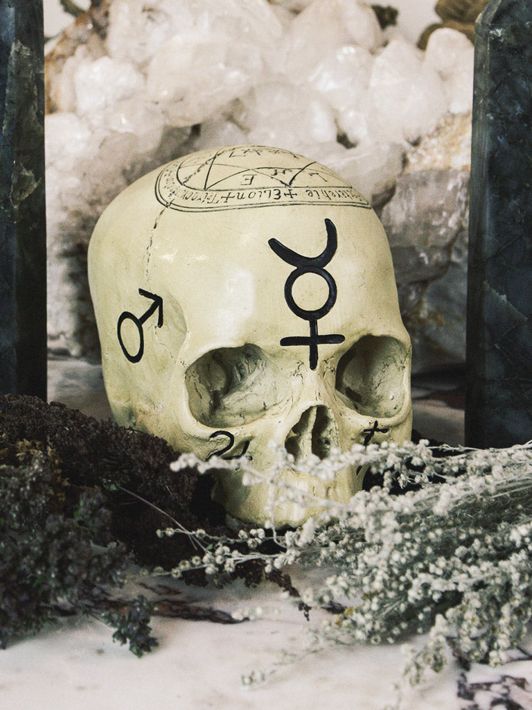 rite of ritual pentagram skull 1