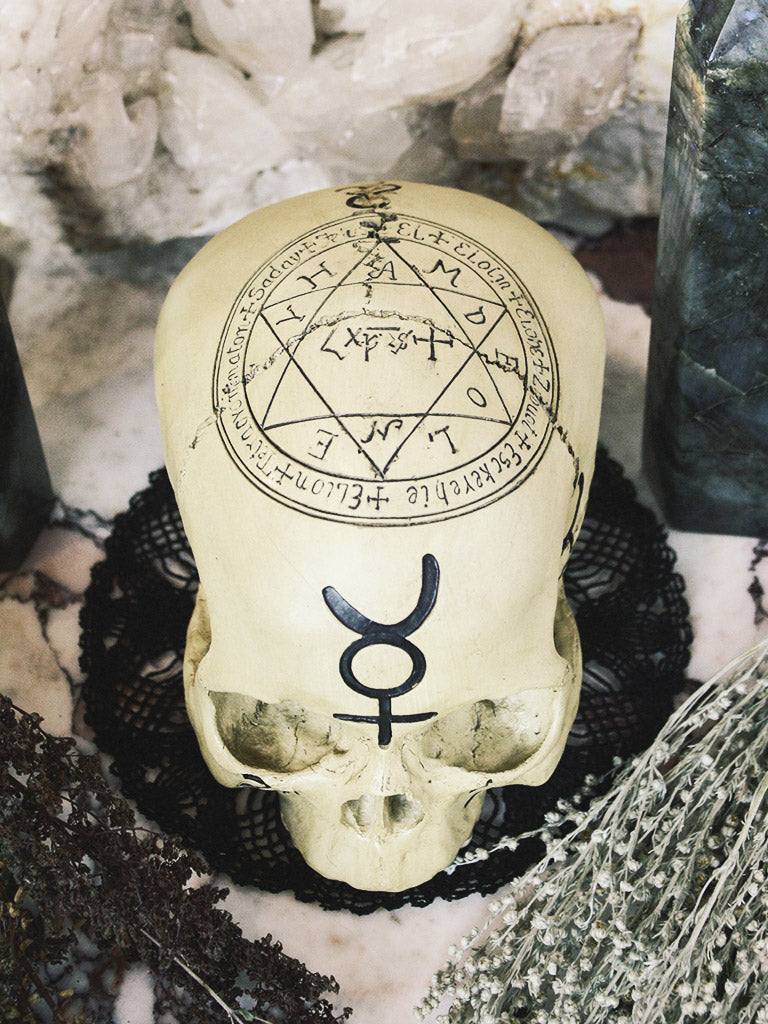 rite of ritual pentagram skull 1